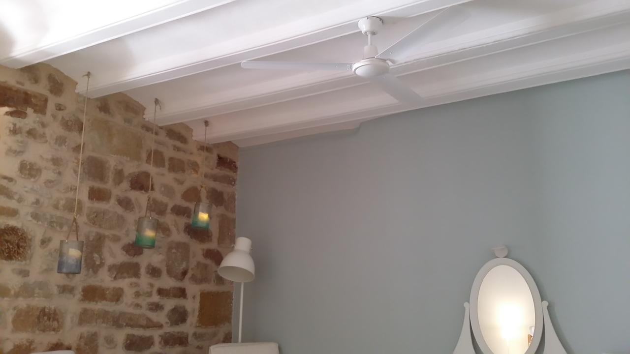 Albergue Valderrobres Auto Check-In Εξωτερικό φωτογραφία