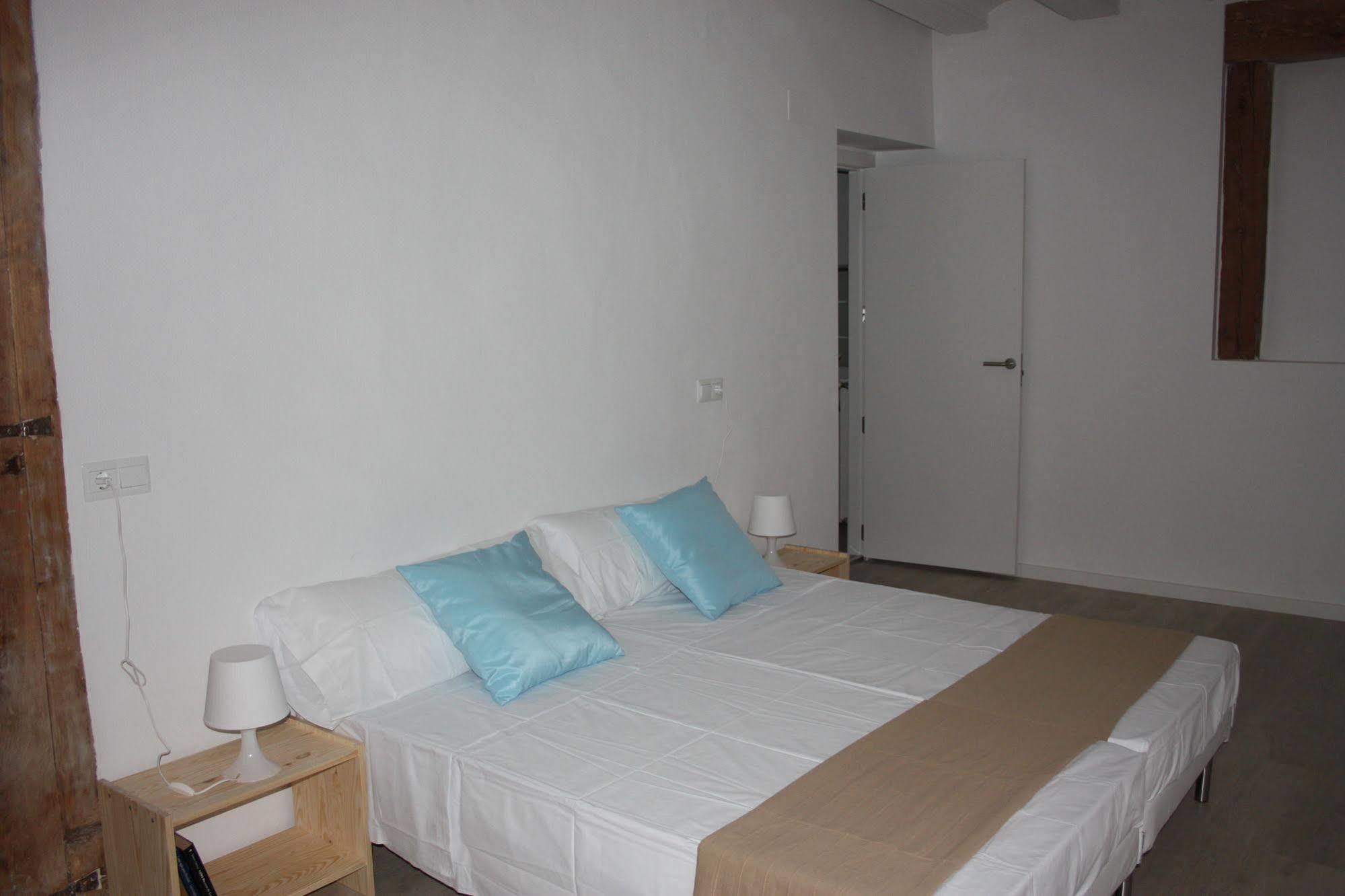 Albergue Valderrobres Auto Check-In Εξωτερικό φωτογραφία