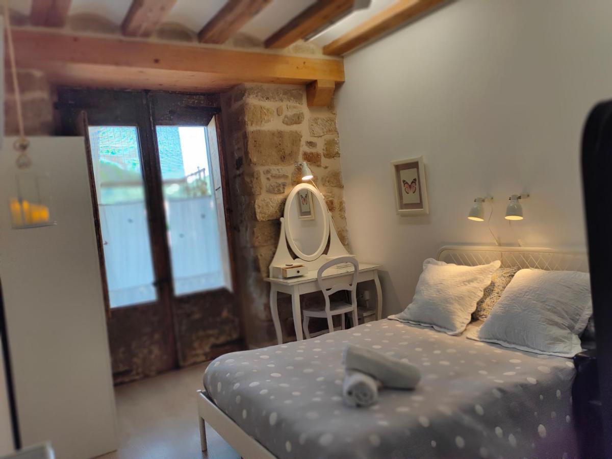 Albergue Valderrobres Auto Check-In Εξωτερικό φωτογραφία